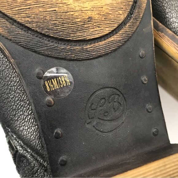 Lucky Brand Bartalino Metallic Gray Leather Side Zip Ankle Booties - Picture 16 of 16